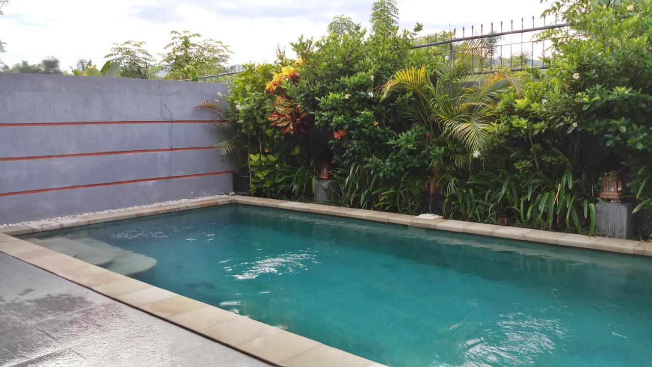 Villa Dencarik Banjar  Ngoại thất bức ảnh